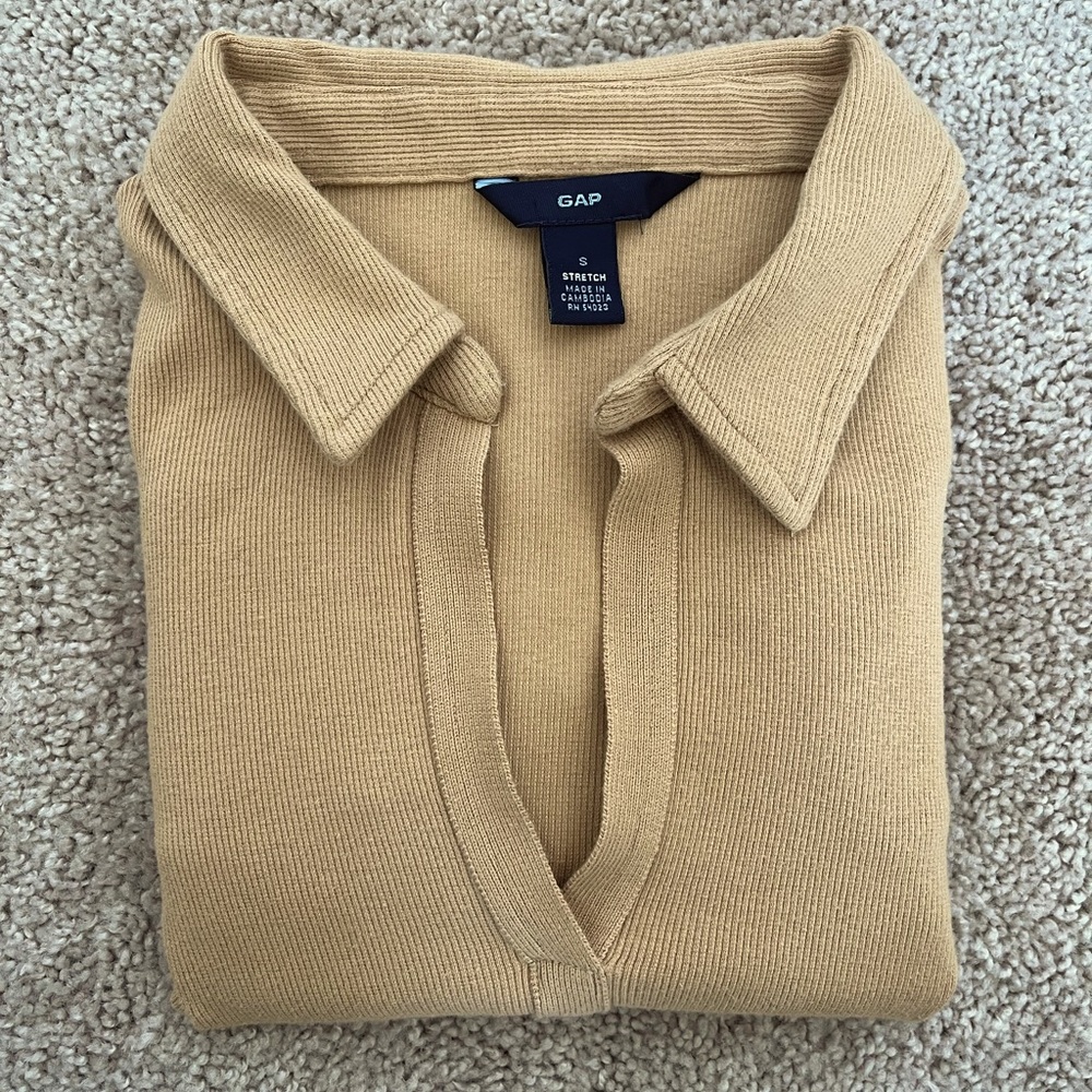 VNT Y2K GAP 70s Inspired Tan Collared Long Sleeve Woven Top 🧸